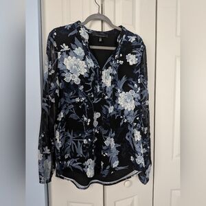 White House Black Market Navy and White Floral Tunic